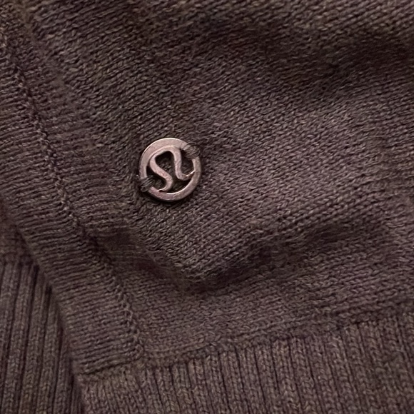 Lululemon Forward Flow Cape - Picture 4 of 8